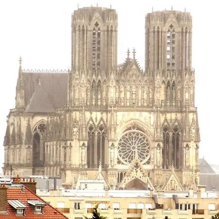 Le Palace Cathedrale De